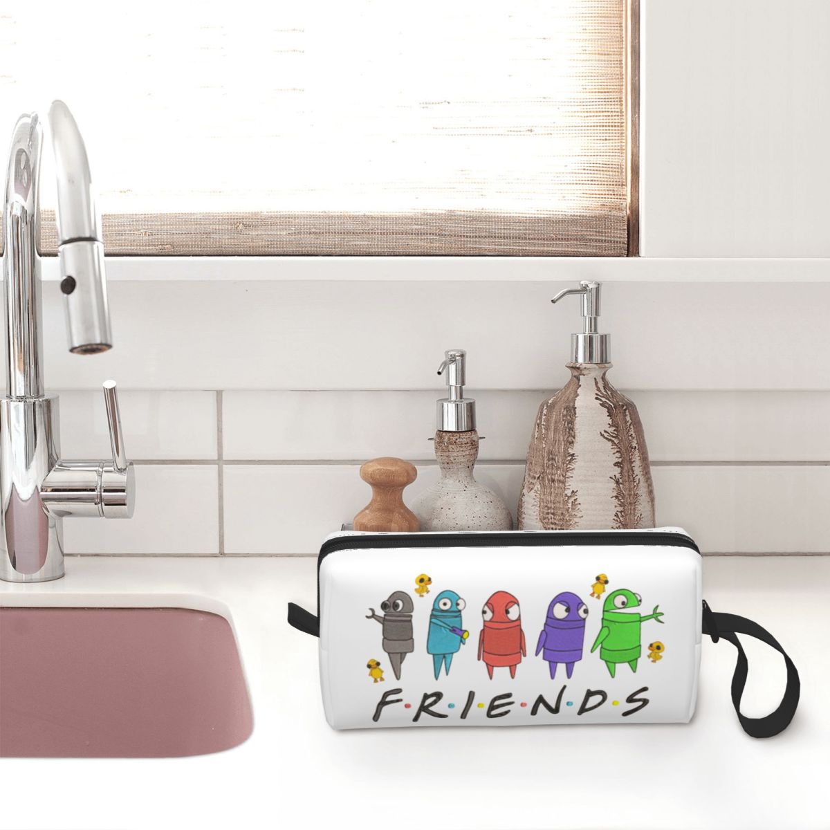 Travel R.E.P.O. Game Toiletry  - Beauty Makeup Game reseña y precio