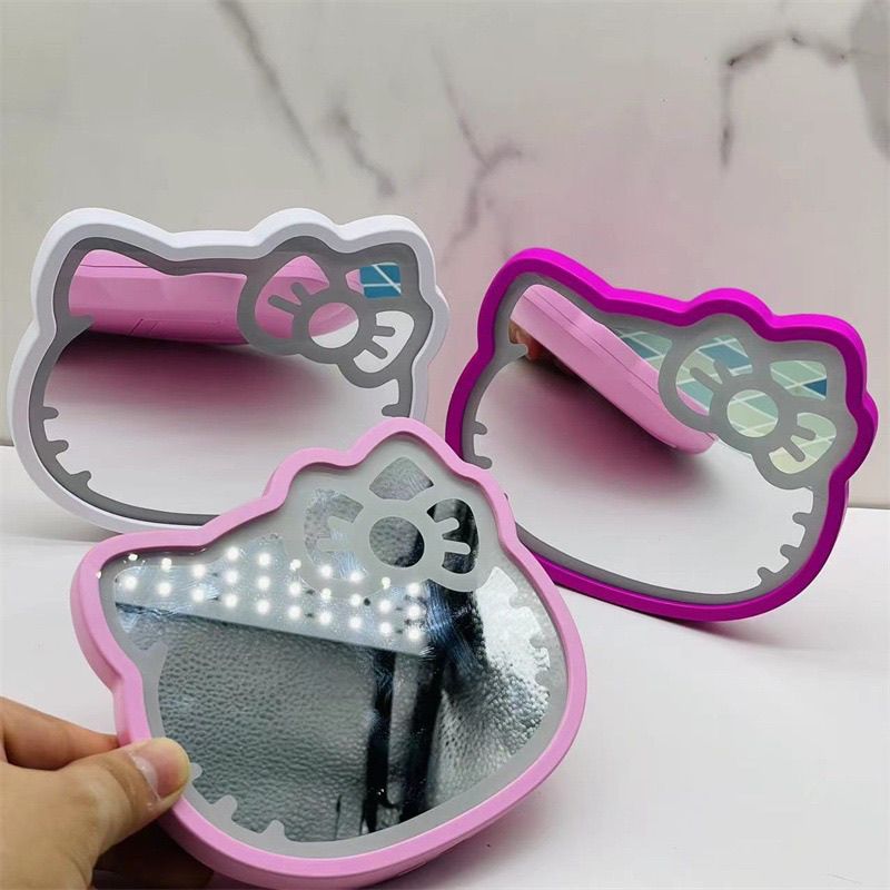 Sanrio Hello Kitty LED Beauty  - Beauty In Makeup reseña y precio